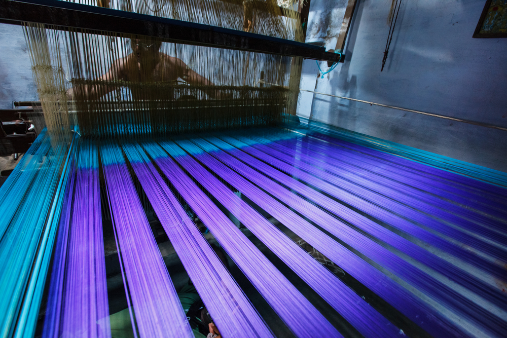 5 Traditions That Only True Kanchipuram Silk Sarees Manufacturers Still Follow